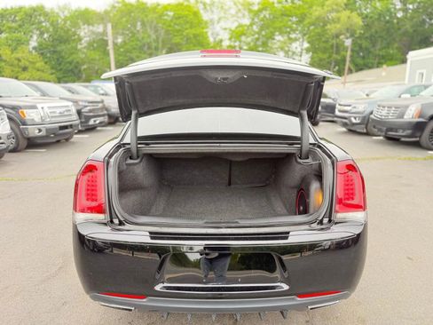 Used 2017 Chrysler 300 S AWD/4WD image 34