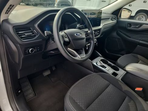 Used 2025 Ford Escape Active w/ Tech Pack #1 FWD image 19