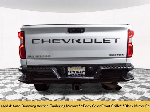 Used 2021 Chevrolet Silverado 2500 Custom w/ Custom Value Package AWD/4WD image 19