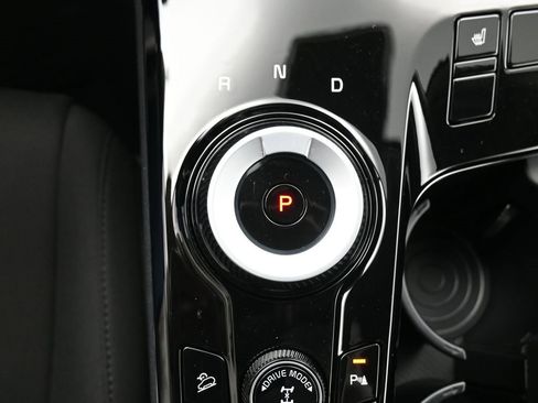 Used 2024 Kia Sportage LX image 23