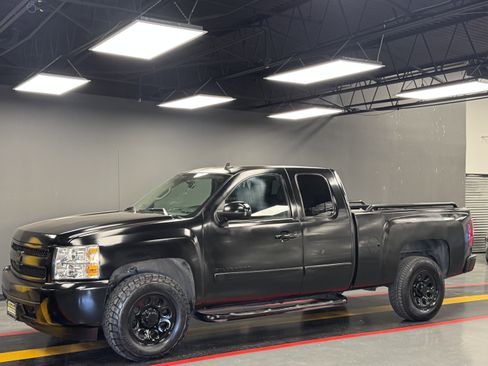 Used 2008 Chevrolet Silverado 1500 LT w/ Texas Edition image 1