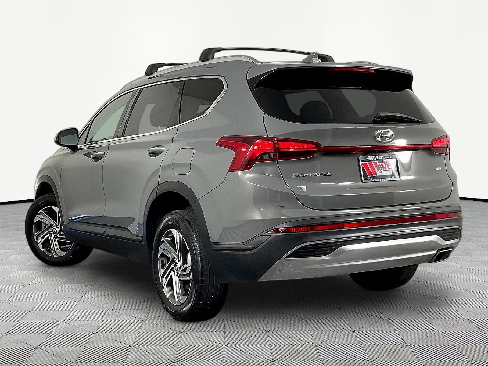 Used 2023 Hyundai Santa Fe SEL AWD/4WD image 4