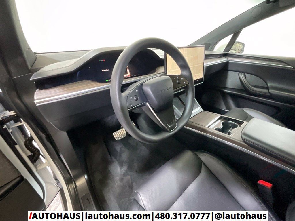 Used 2023 Tesla Model X AWD/4WD image 15