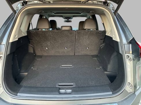 Used 2023 Nissan Rogue SL w/ SL Premium Package AWD/4WD image 12