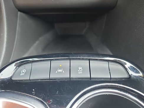 Used 2025 Buick Encore GX Preferred FWD image 20