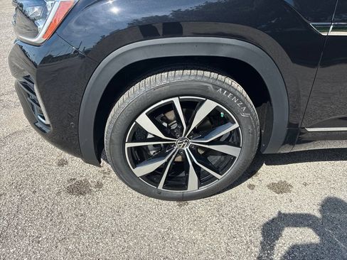 New 2026 Volkswagen Atlas SEL Premium R-Line AWD/4WD image 9