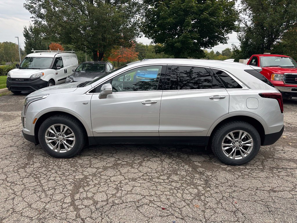 Used 2020 Cadillac XT5 Premium Luxury w/ LPO, Floor Liner Package FWD image 2