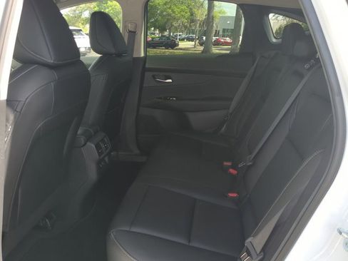 Certified 2025 Nissan Murano SL AWD/4WD image 14