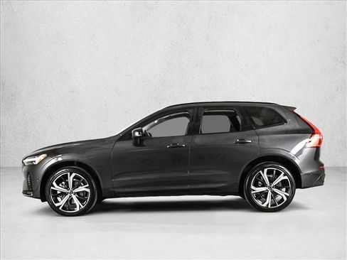 Used 2023 Volvo XC60 B6 Ultimate image 8