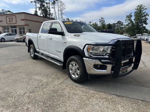 Used 2021 RAM 2500 Big Horn w/ Level 1 Equipment Group AWD/4WD image 3