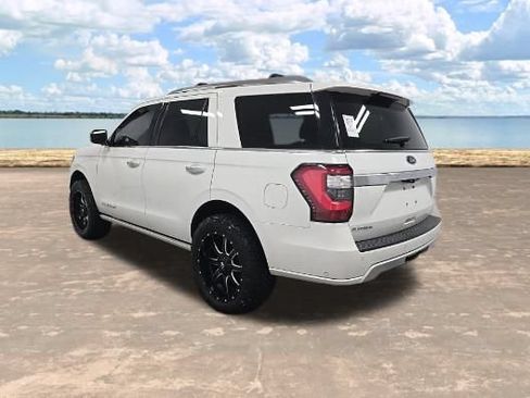 Used 2020 Ford Expedition Platinum AWD/4WD image 4