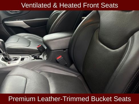 Used 2017 Jeep Cherokee Overland image 15