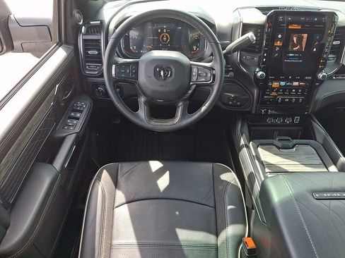 Used 2025 RAM 3500 Limited image 11