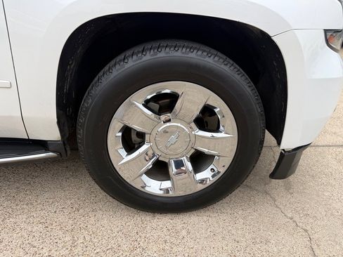 Used 2016 Chevrolet Suburban LTZ AWD/4WD image 12