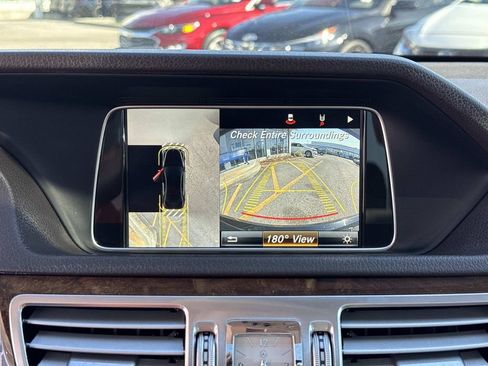Used 2016 Mercedes-Benz E 350 Sedan w/ Premium Package image 27