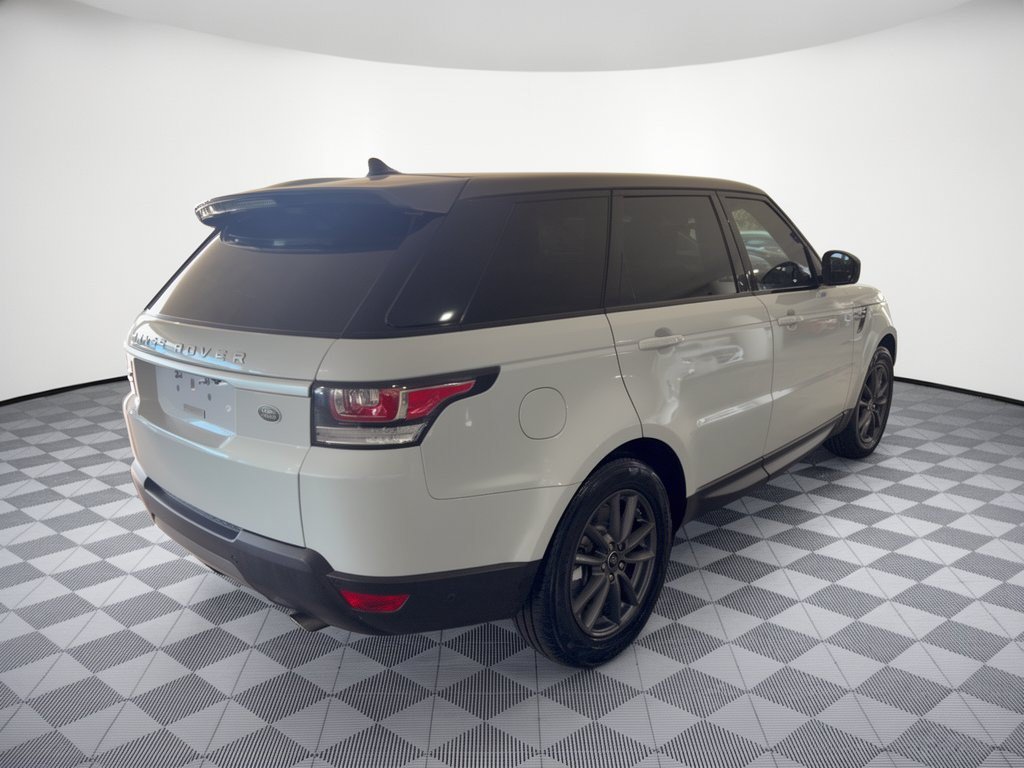 Used 2016 Land Rover Range Rover Sport SE AWD/4WD image 8