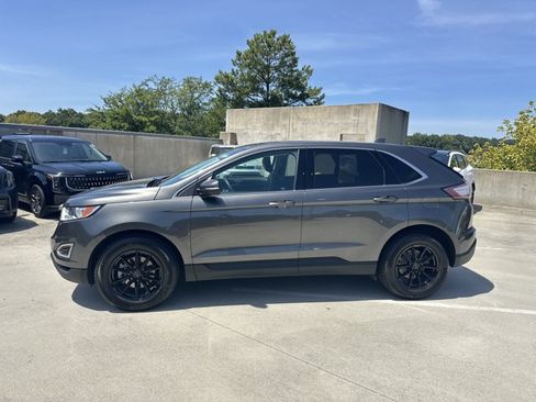 Used 2016 Ford Edge SEL w/ Equipment Group 201A FWD image 9