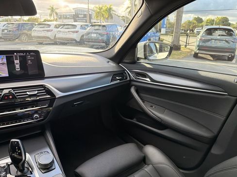Used 2023 BMW 530i w/ M Sport Package image 16