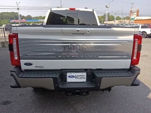 New 2026 Ford F250 King Ranch w/ FX4 Off-Road Package AWD/4WD image 4