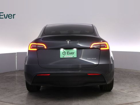 Used 2023 Tesla Model Y Long Range AWD/4WD image 15