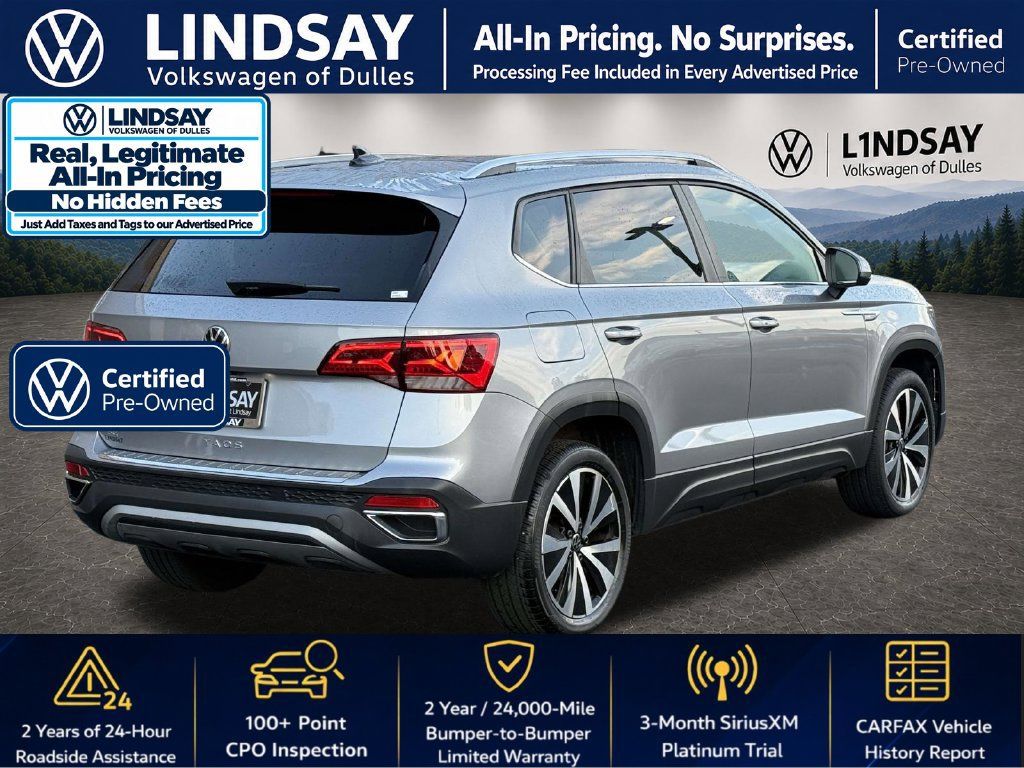 Used 2023 Volkswagen Taos SE w/ Panoramic Sunroof Package FWD image 8