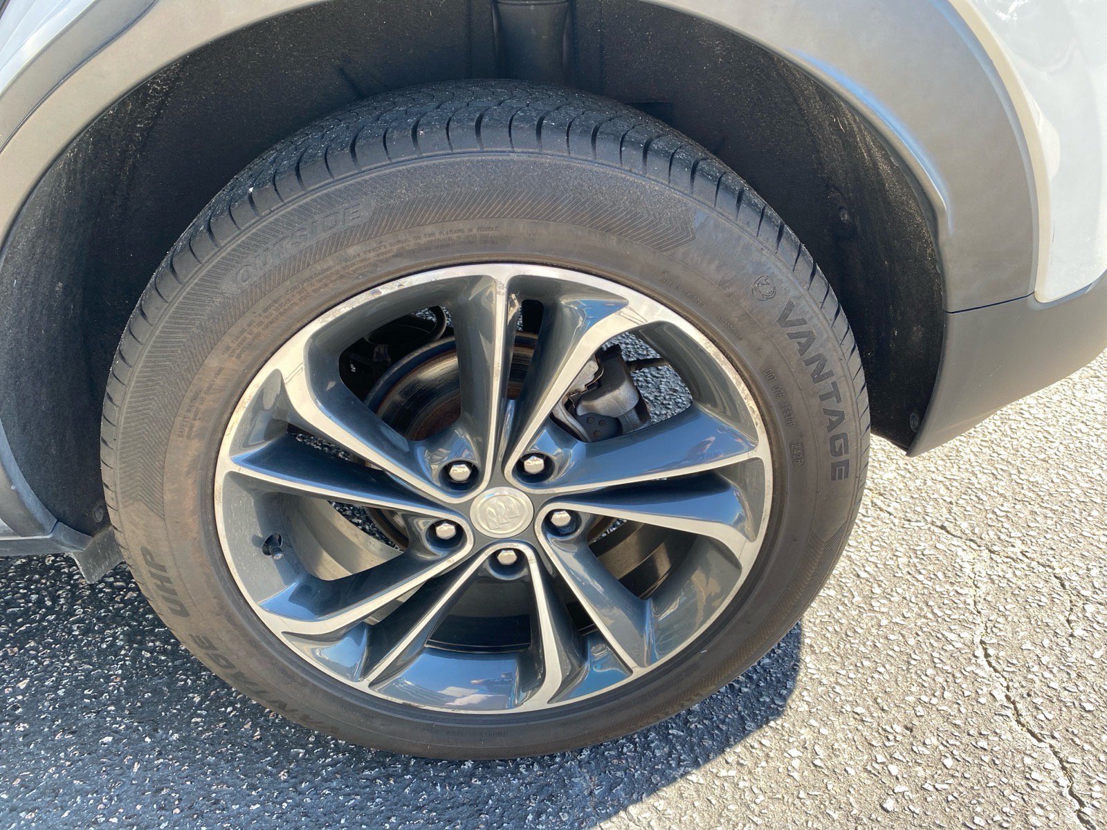 Used 2021 Buick Encore GX Select FWD image 21