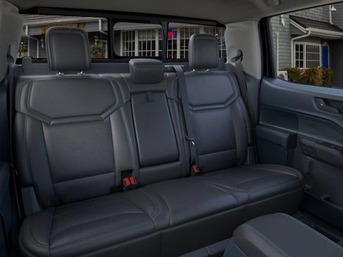 New 2026 Ford Maverick Lobo image 11