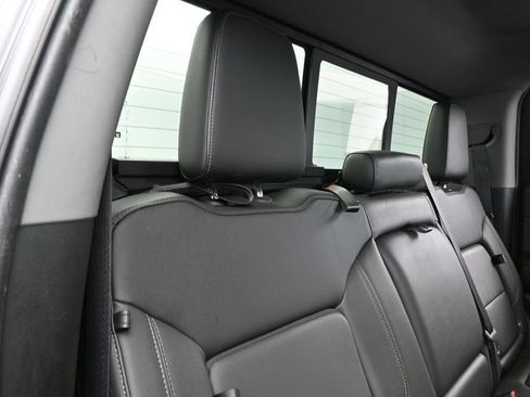 Used 2019 Chevrolet Silverado 1500 LT w/ All-Star Edition AWD/4WD image 36