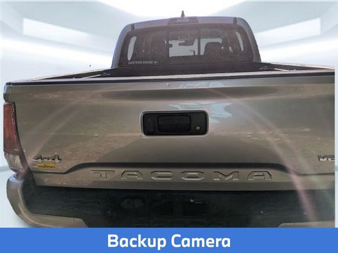 Used 2021 Toyota Tacoma SR image 5