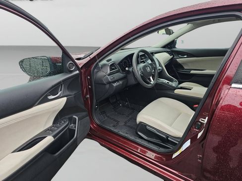 Used 2019 Honda Insight EX image 18