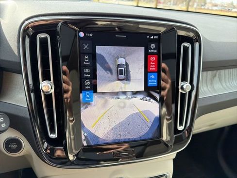 Used 2024 Volvo XC40 B5 Plus w/ Protection Package Premier image 14