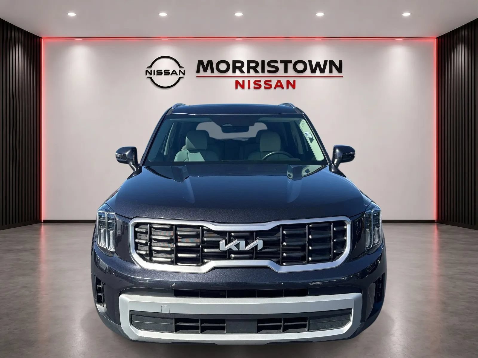 Used 2025 Kia Telluride S FWD image 9