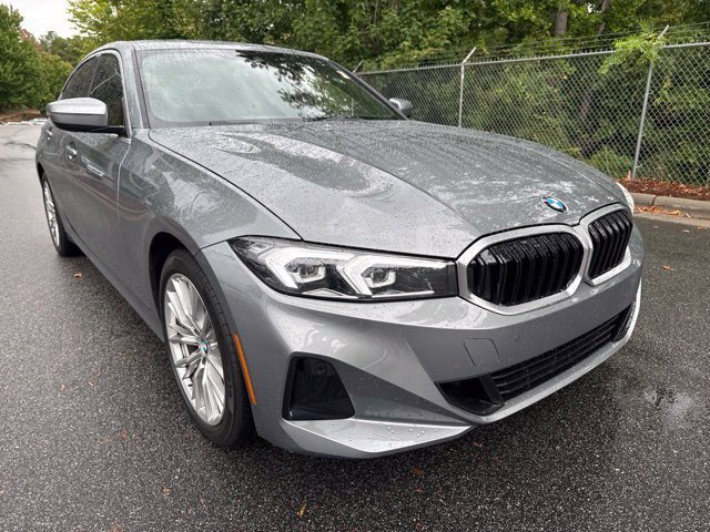 Used 2024 BMW 330i Sedan w/ Premium Package RWD image 11