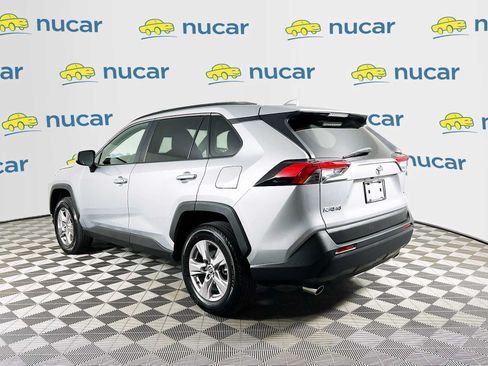Used 2025 Toyota RAV4 XLE AWD/4WD image 5