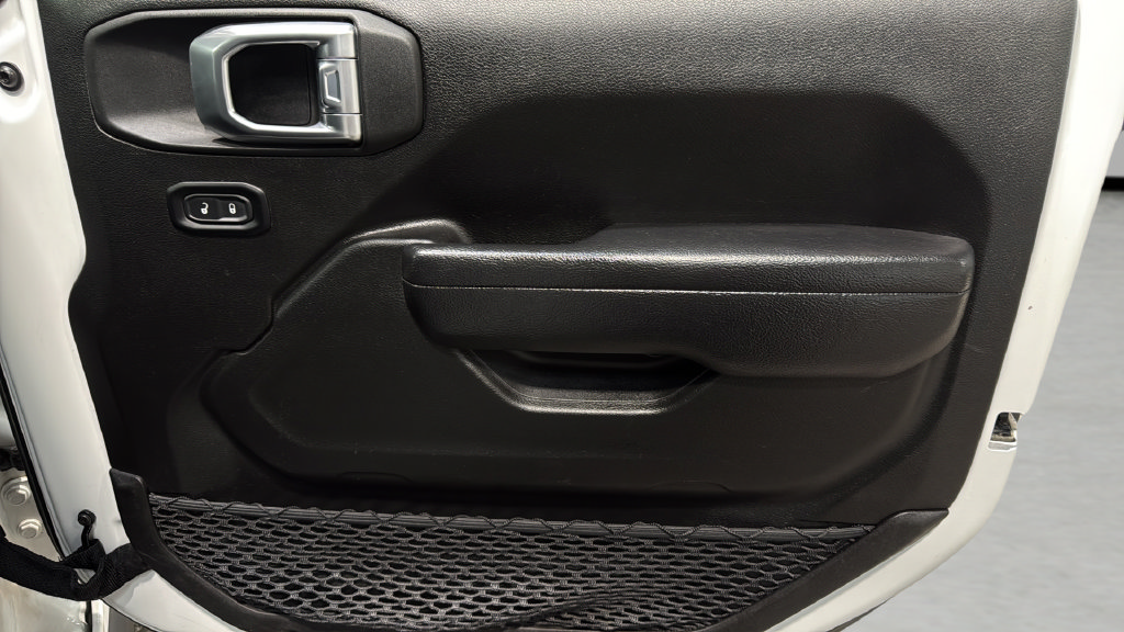 Used 2023 Jeep Wrangler Unlimited Sport AWD/4WD image 9
