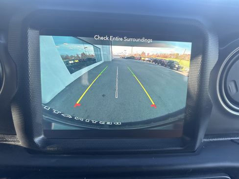 Used 2022 Jeep Wrangler Unlimited Sport image 26