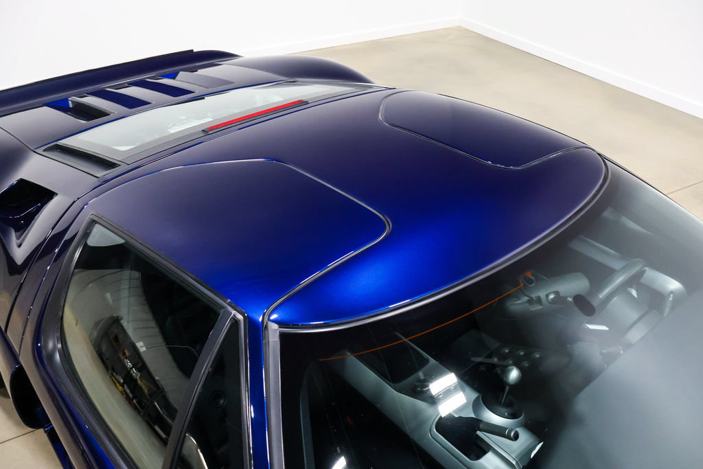 Used 2005 Ford GT RWD image 59