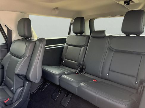 New 2026 Ford Expedition Max Active AWD/4WD image 8