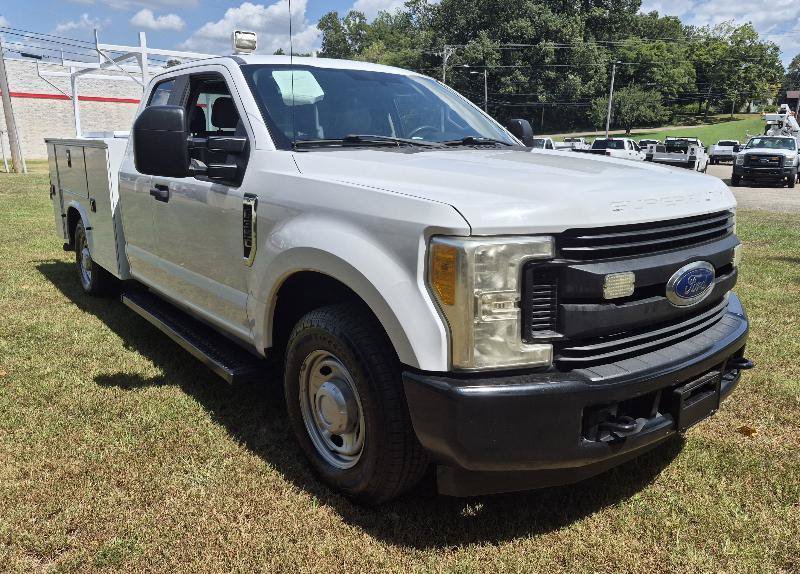 Used 2017 Ford F350 XL RWD image 5