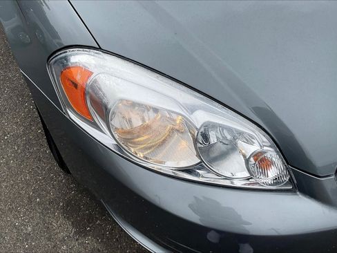 Used 2008 Chevrolet Impala LT FWD image 30
