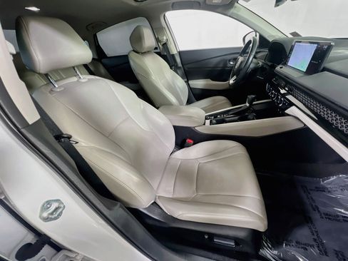 Used 2023 Honda Accord Touring image 27