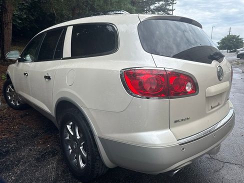 Used 2009 Buick Enclave CXL w/ Entertainment Package #3 FWD image 6