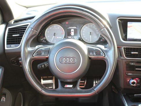 Used 2016 Audi SQ5 Premium Plus w/ Technology Package image 19