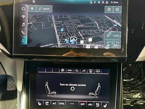 Used 2022 Audi e-tron Chronos w/ Chronos Package image 12