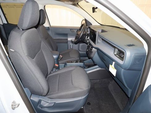 New 2025 Ford Maverick XL image 14