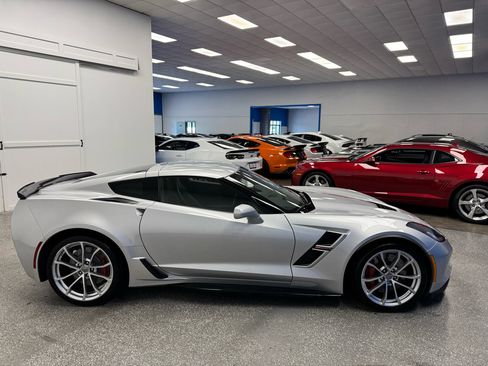 Used 2019 Chevrolet Corvette Grand Sport image 6