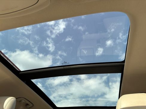 Used 2017 Lincoln MKC Reserve w/ Lincoln MKC Climate Package image 20