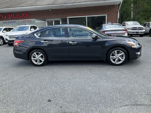 Used 2015 Nissan Altima 2.5 SL w/ Moonroof Package FWD image 4
