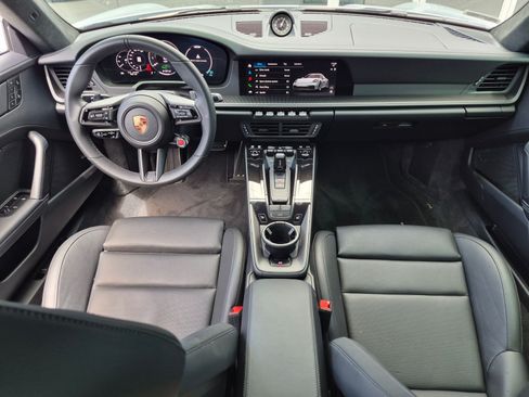 Used 2026 Porsche 911 Carrera GTS RWD image 23