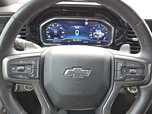 Used 2023 Chevrolet Silverado 1500 ZR2 image 21